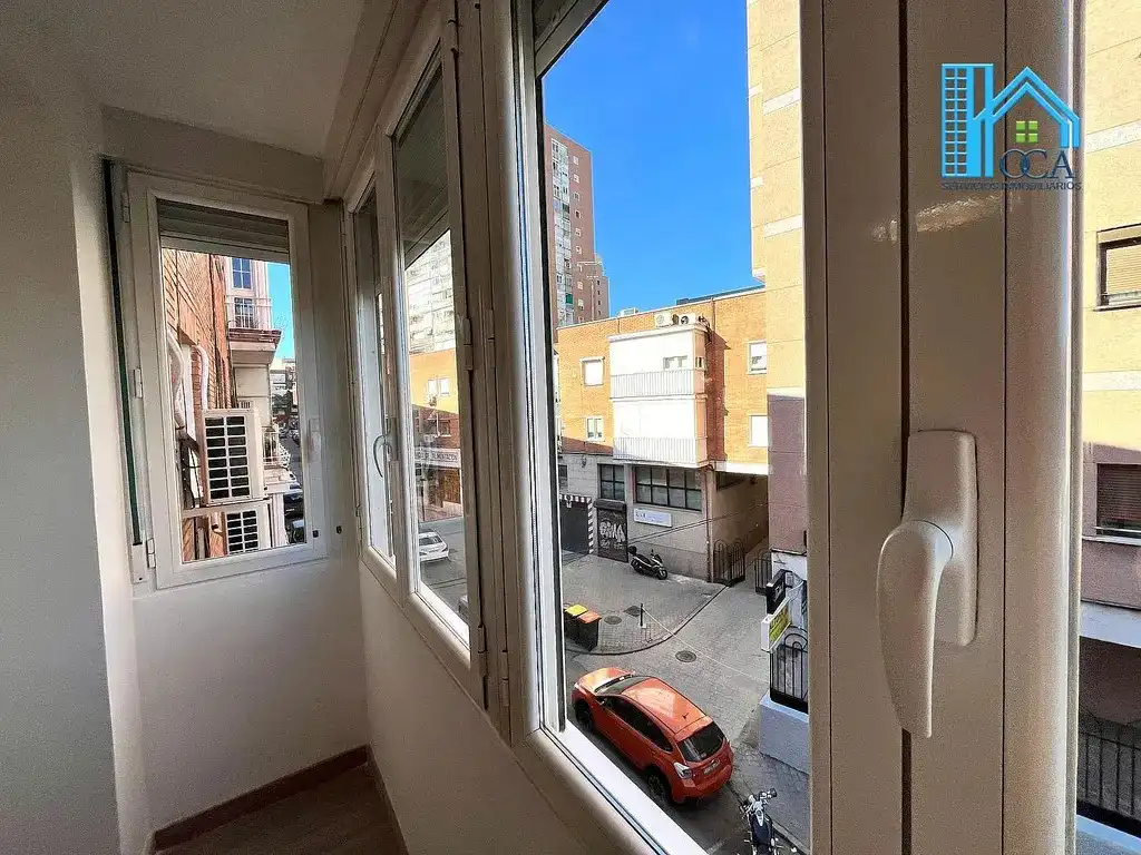 Balcony of Flat for sale in Madrid  with Air Conditioner