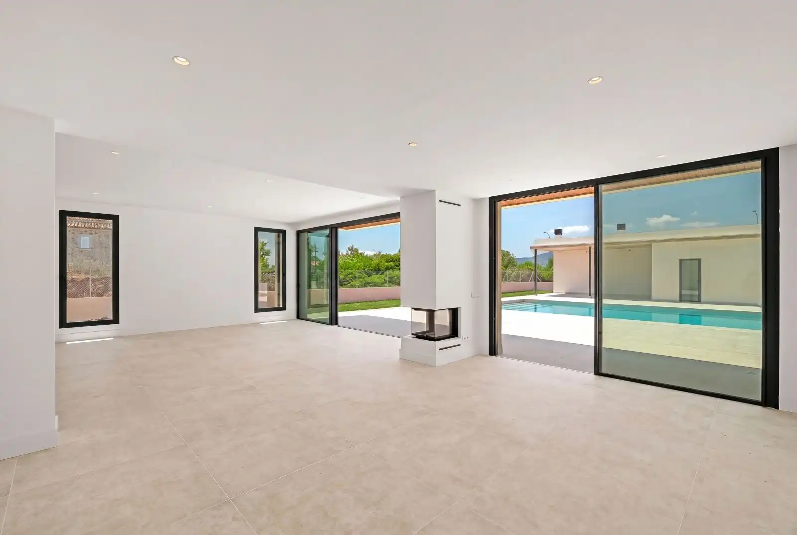 Living room of Houses for sale in Pollença  with Air Conditioner, Heating and Private garden
