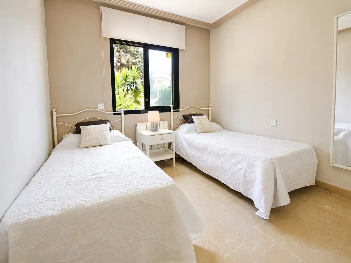 Bedroom of Houses for rent in Marbella  with Air Conditioner, Heating and Private garden