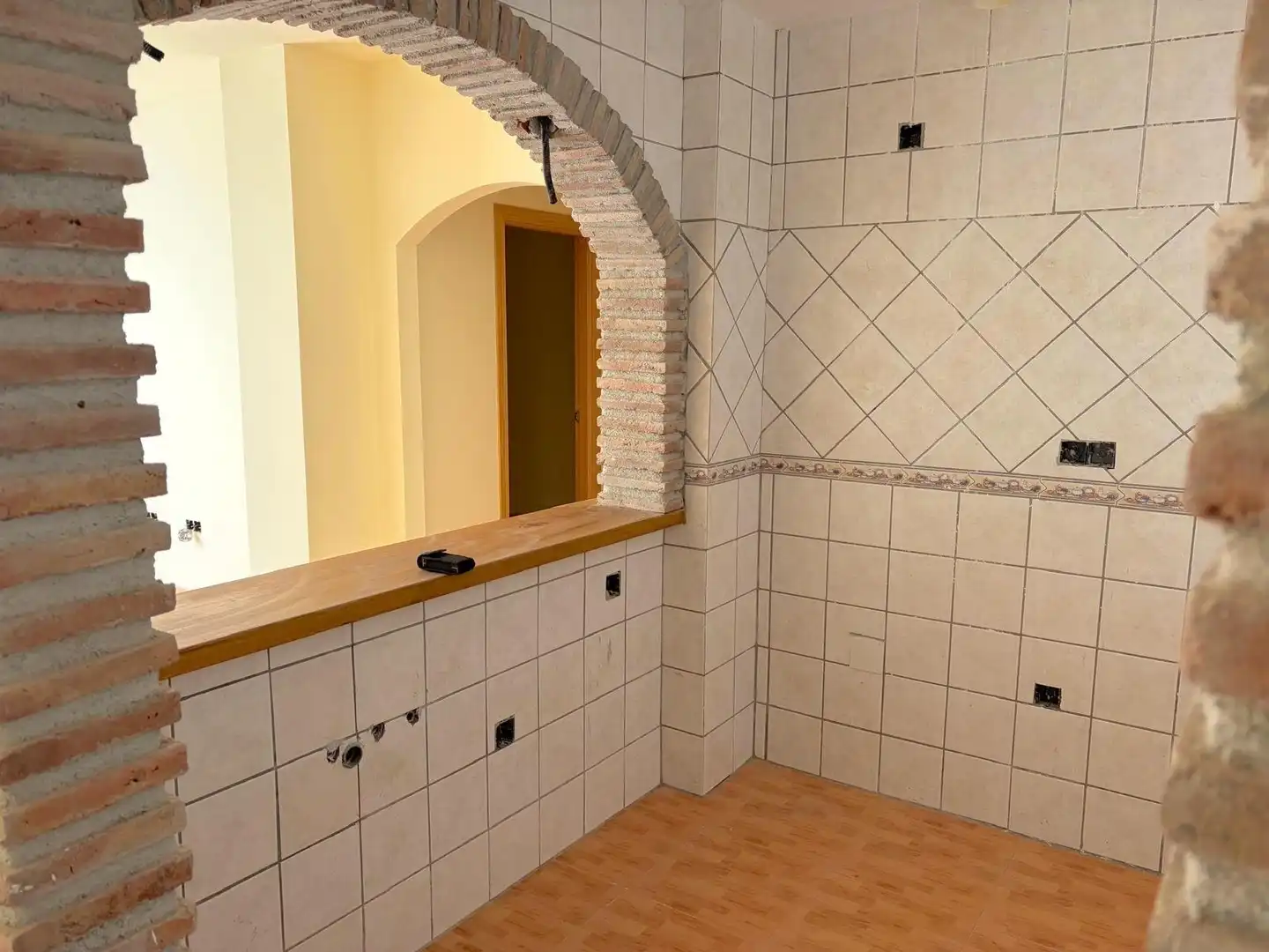 Wohnung zum Verkauf in Calle TORREMOLINOS, Almuñecar Centro