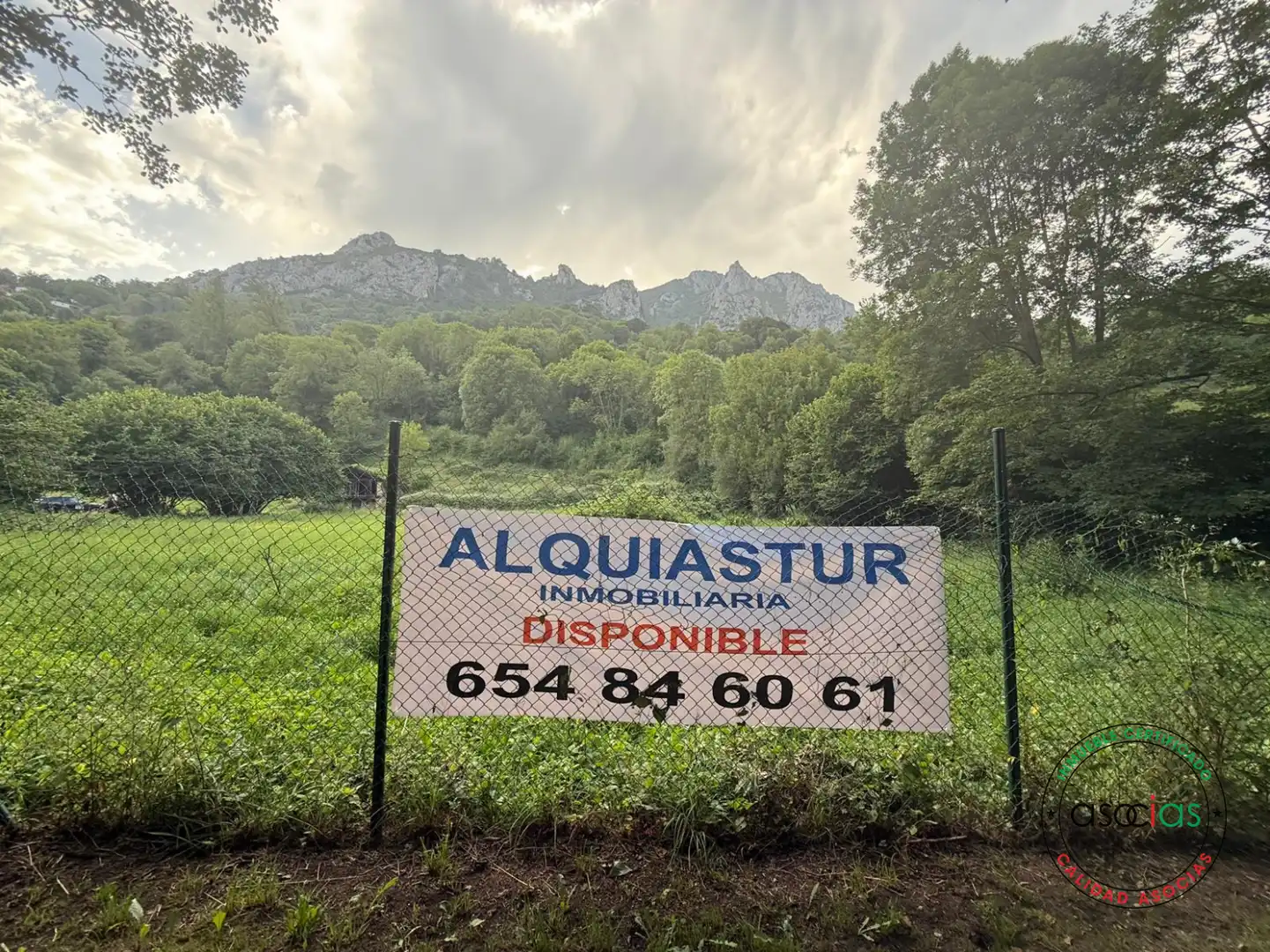Land for sale in Quirós