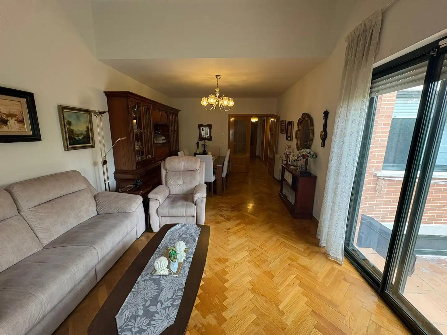 Living room of Detached homes for sale in Valladolid  with Heating, Private garden and Storage room