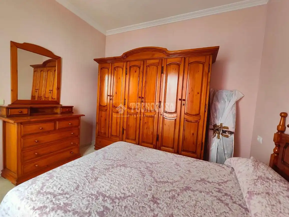 Dormitori de Casa o xalet en venda en Los Palacios y Villafranca amb Aire condicionat