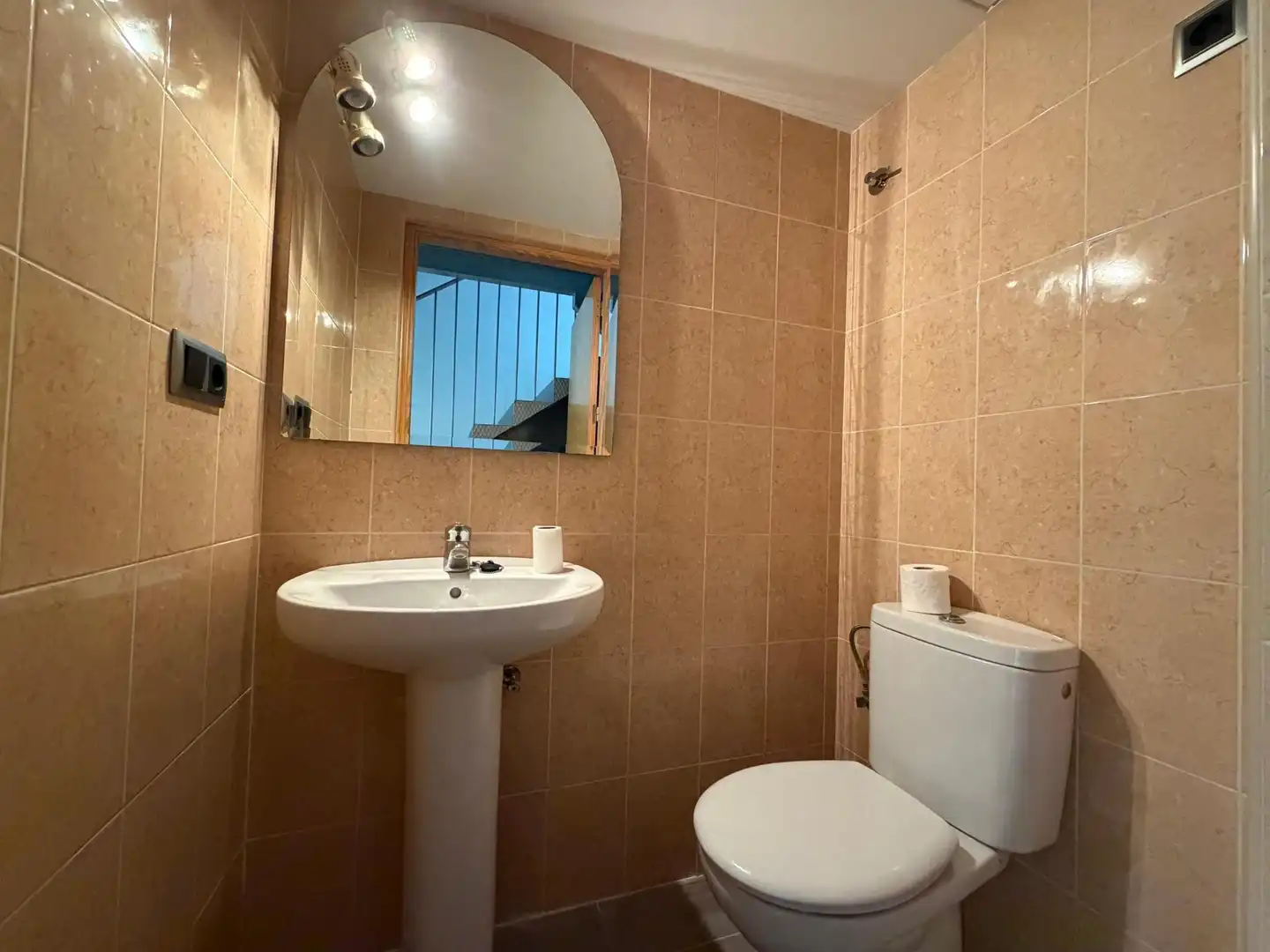 Baño de Oficina en venta en  Palma de Mallorca con Aire acondicionado