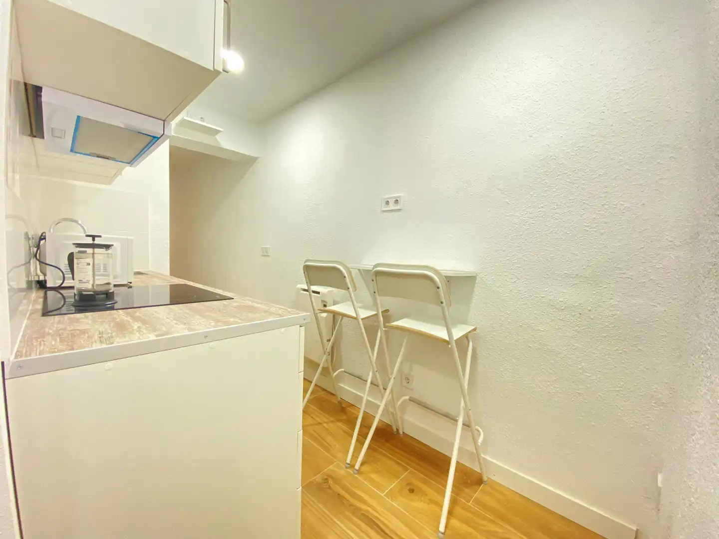 Room in Avenida de la Albufera, 143, Numancia