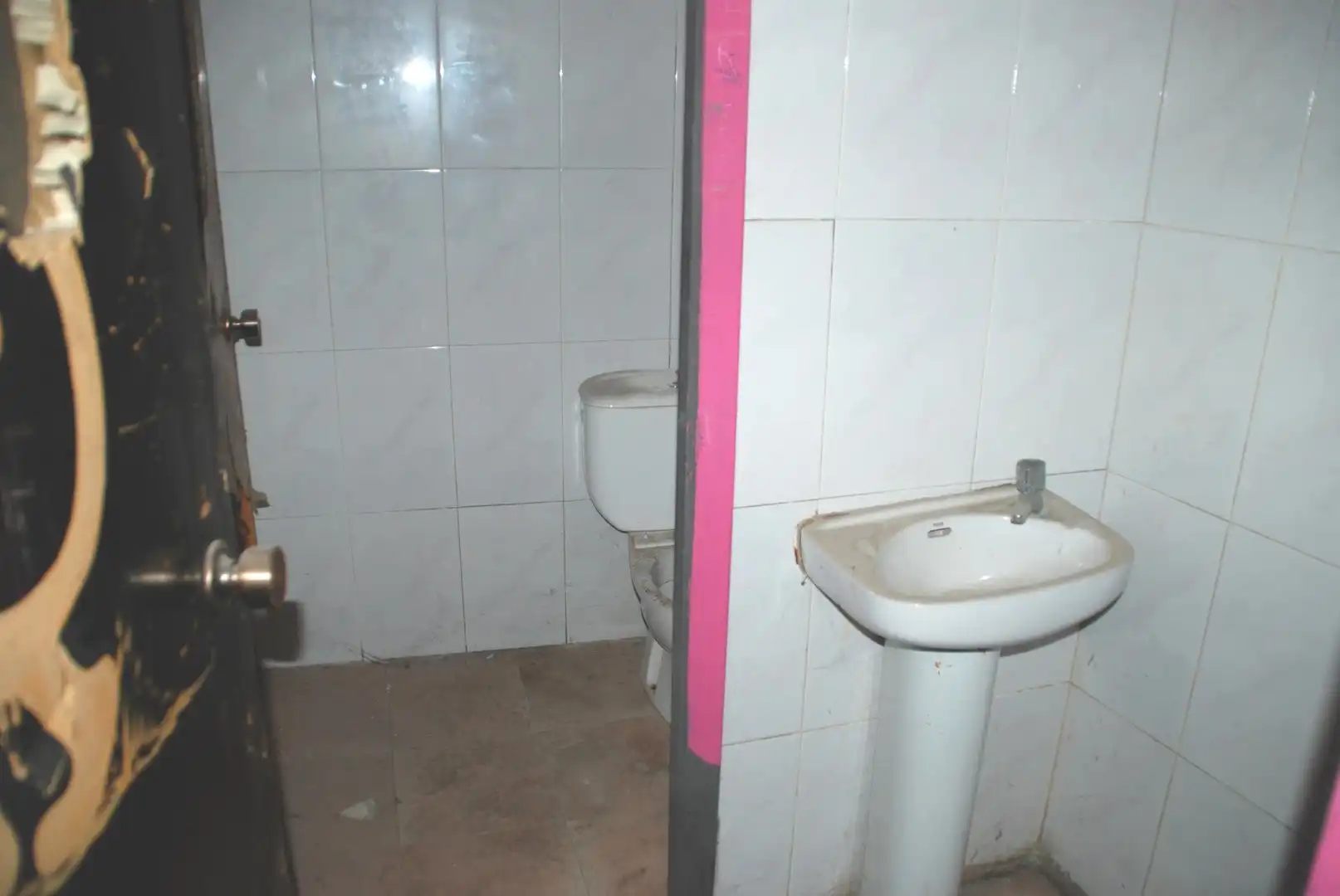 Local comercial en venda a Monzón, imagen 4