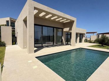 Casa amb piscina en venda a Montemayor - Marbella Club