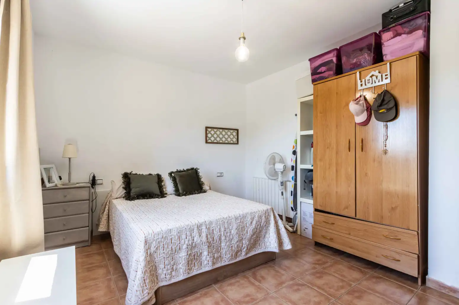 Dormitori de Casa o xalet en venda en Viladecavalls amb Jardí privat i Moblat