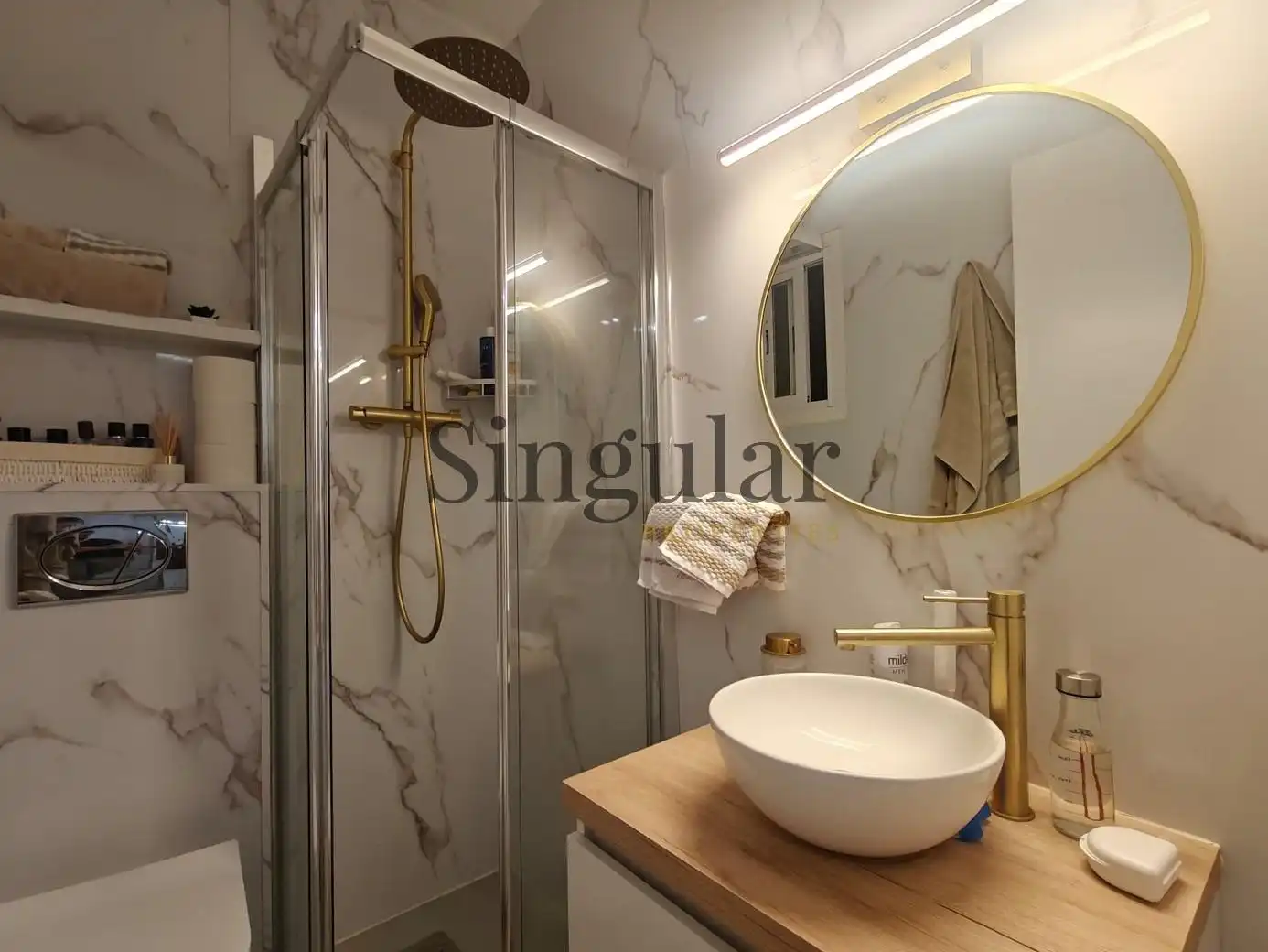 Baño de Piso en venta en Barcelona con Aire acondicionado, Calefacción y Amueblado