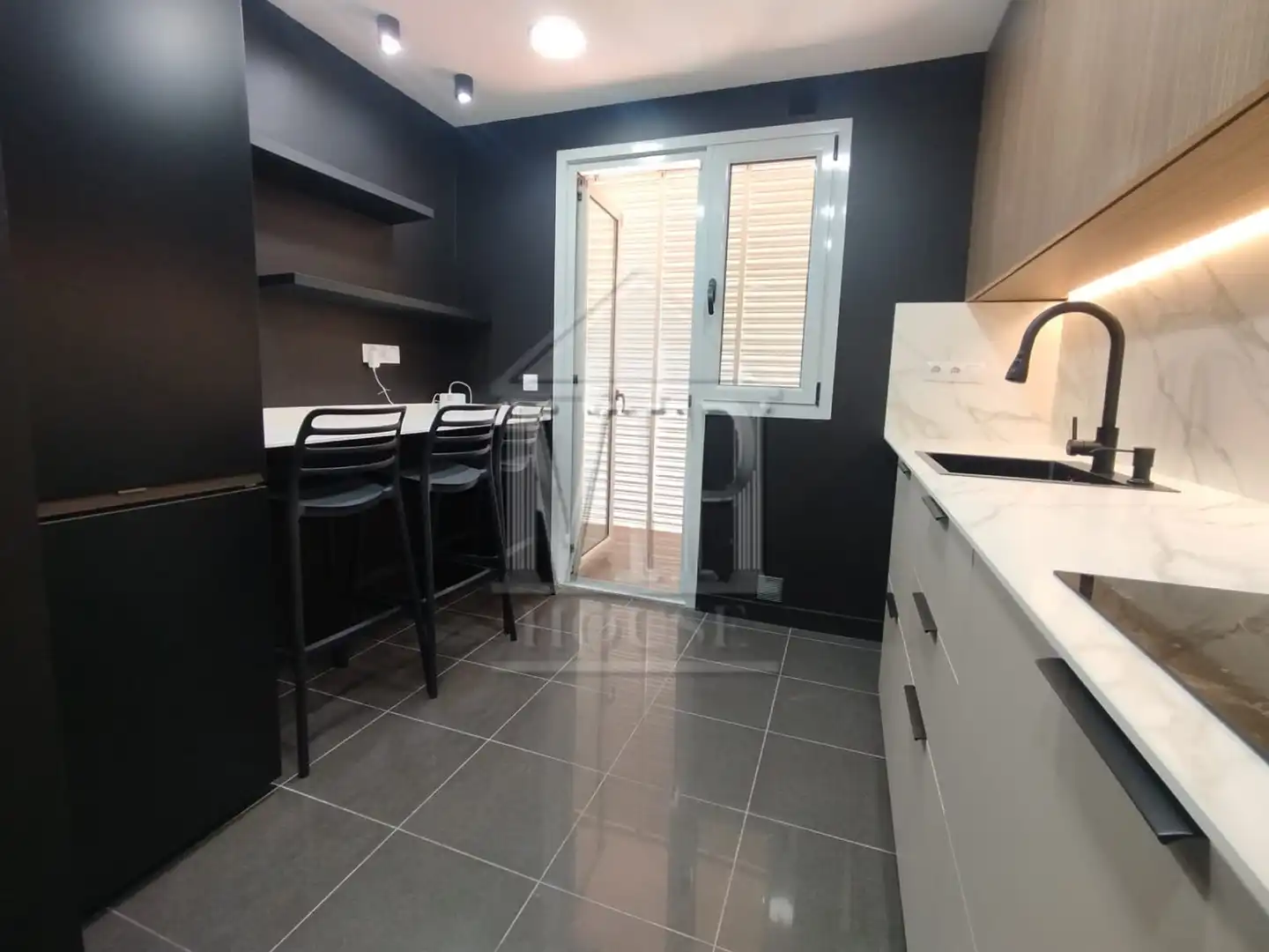 Kitchen of Flat for sale in Badalona  with Air Conditioner, Heating and Furnished