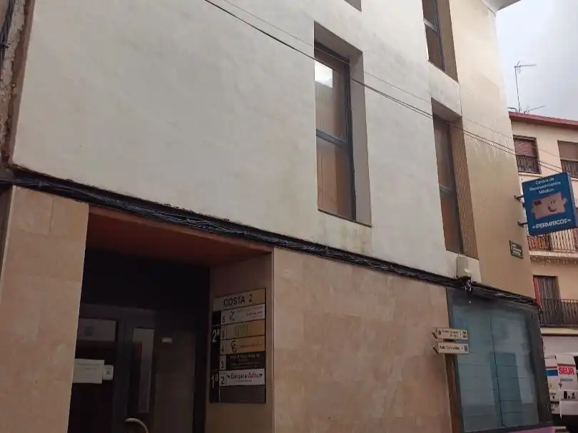 Exterior view of Office for rent in Alagón  with Air Conditioner, Heating and Furnished