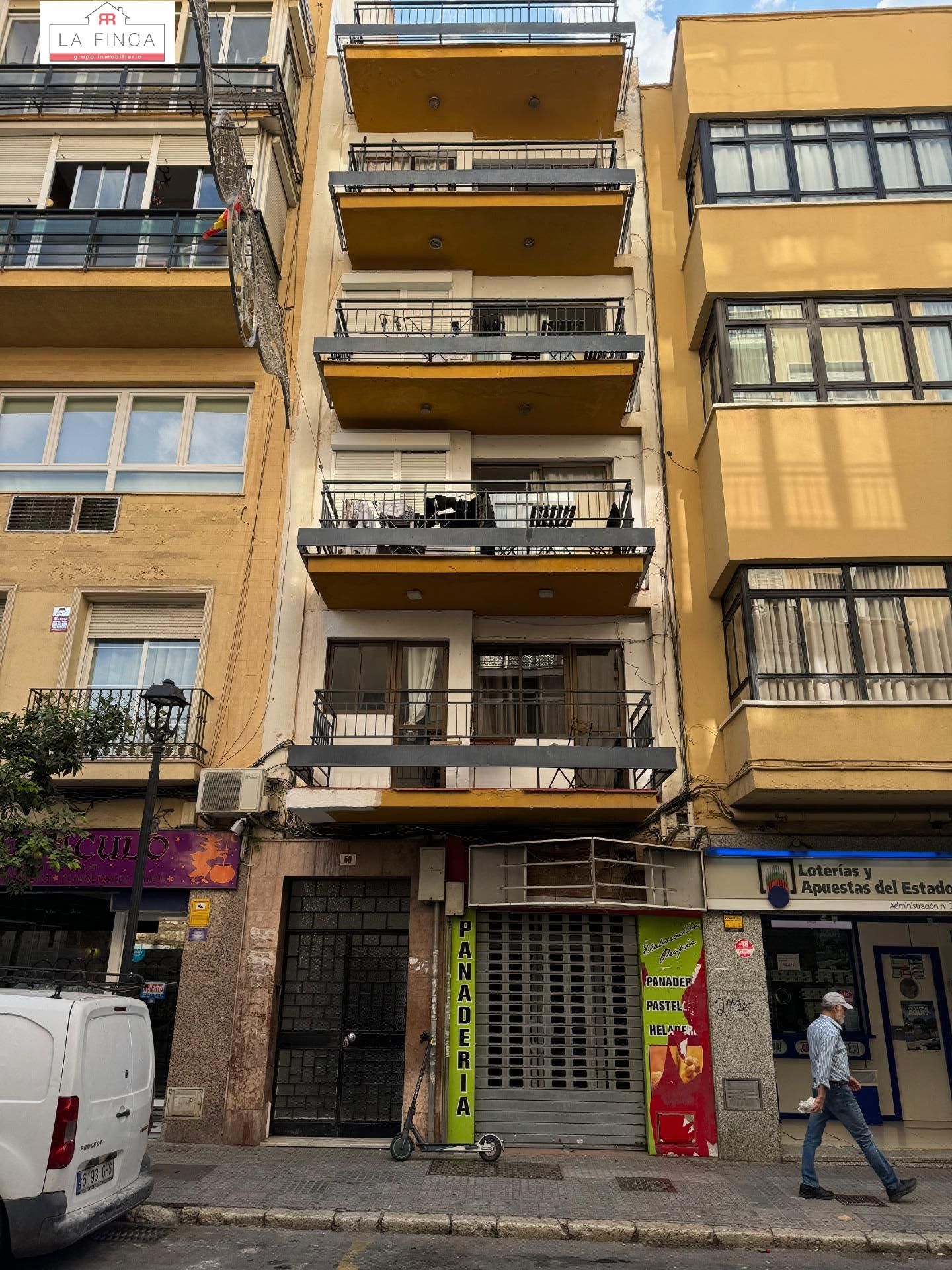 Vista exterior de Edificio en venta en Málaga Capital