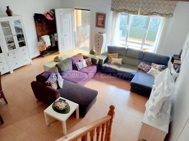 Casa adosada en Alquiler en Oriñón - Allendelagua