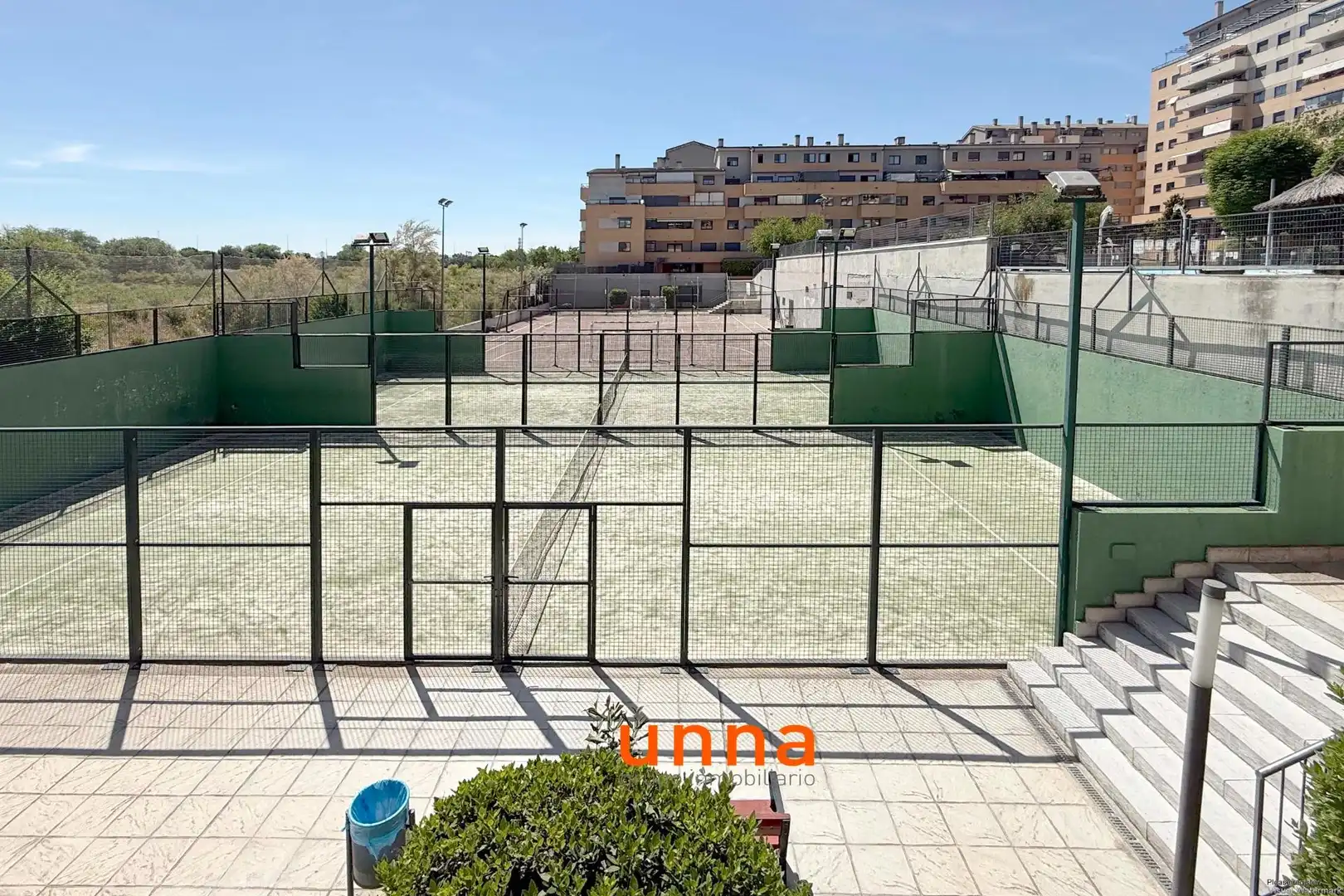 Vista exterior de Ático en venta en Alcorcón con Aire acondicionado, Calefacción y Parquet