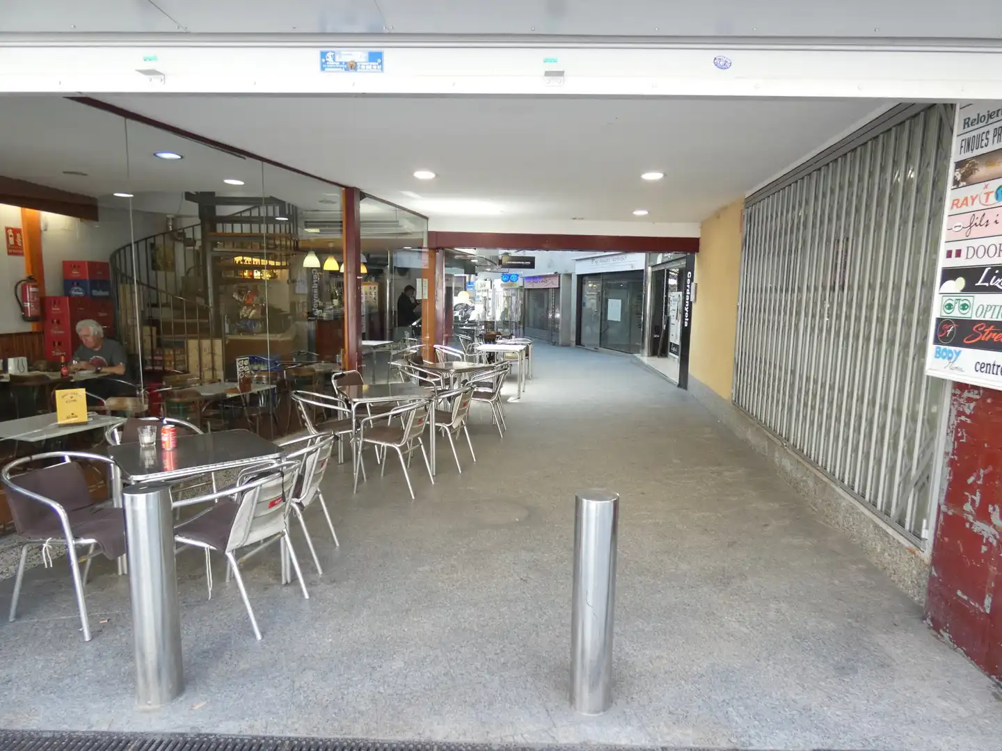 Local de alquiler en Cerdanyola del Vallès con Aire acondicionado