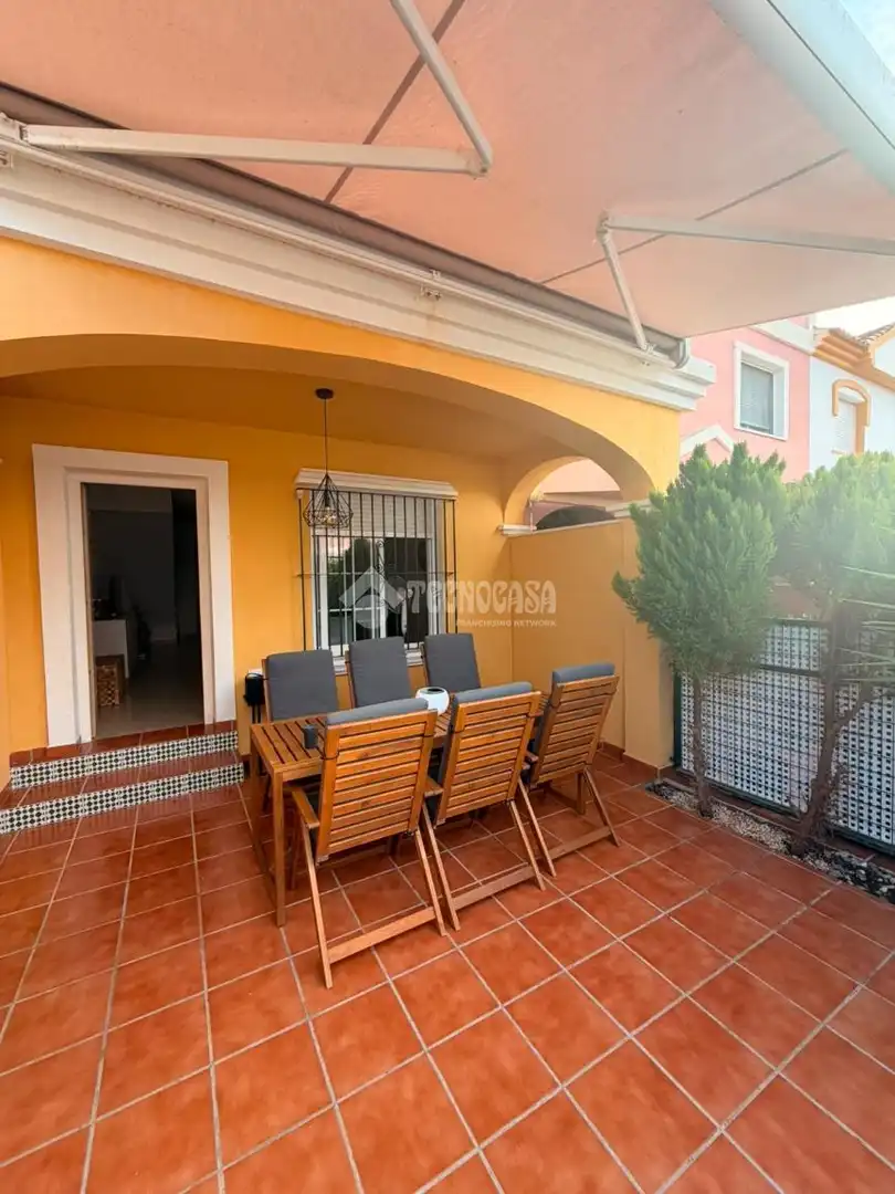 Terraza de Casa adosada en venta en Pulpí