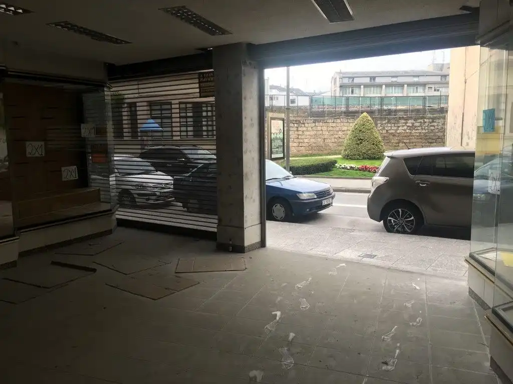 Local comercial en venta en Rúa Montevideo 17, imagen 6