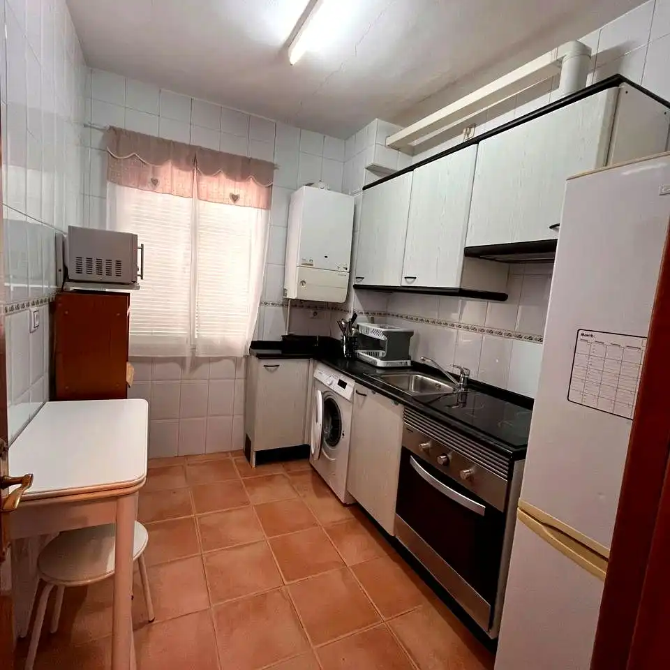 Appartamento con terrazza in affitto a Calle Daoiz, imagen 11