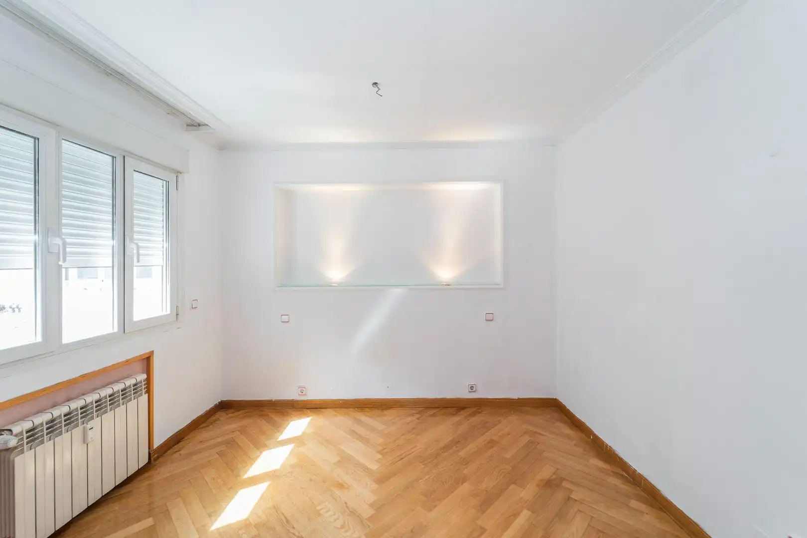 Bedroom of Flat for sale in Valdemoro  with Heating and Parquet flooring