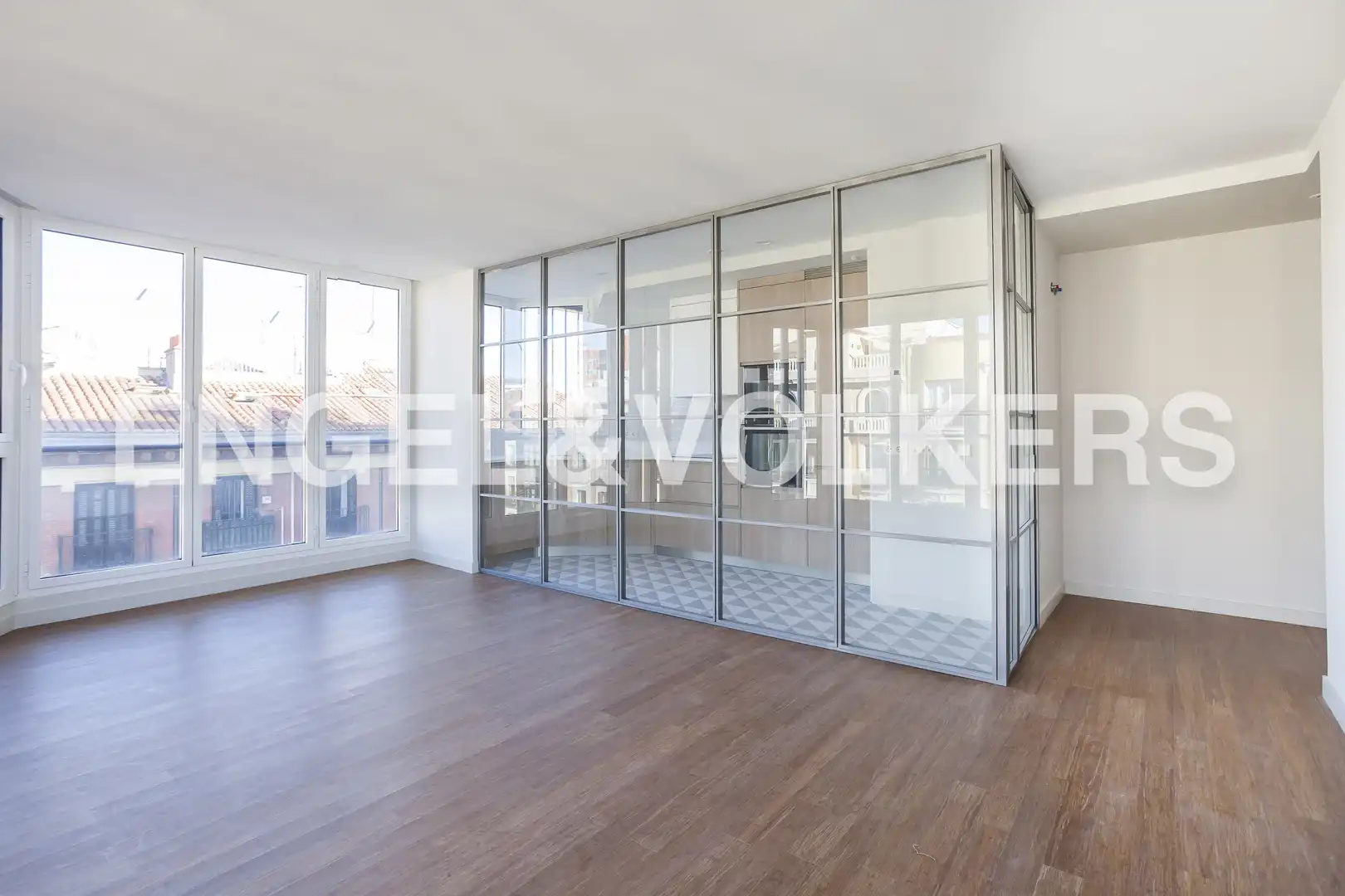 Attic for rent in Madrid  with Heating and Swimming Pool