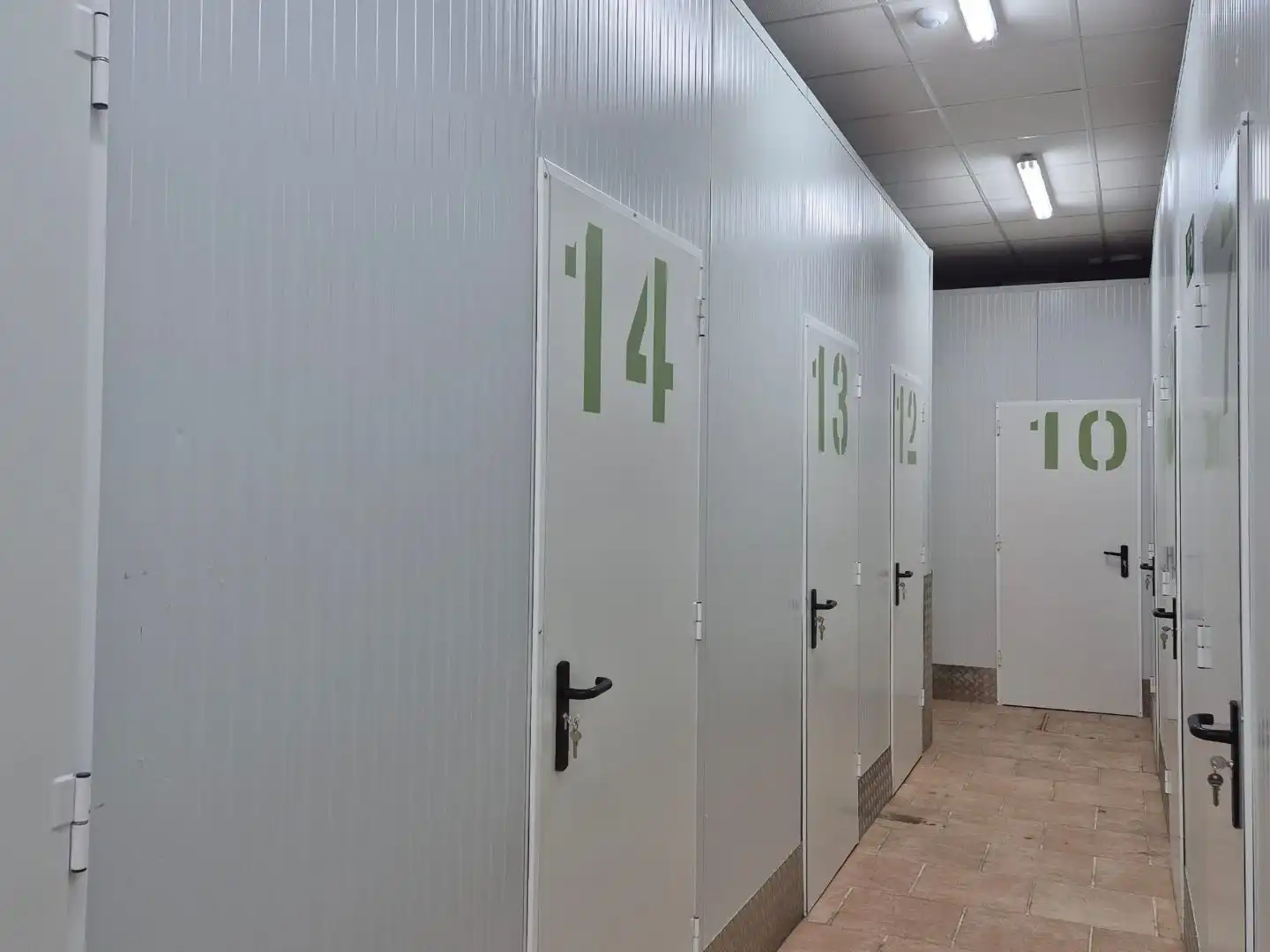Storage room for sale in Valencia