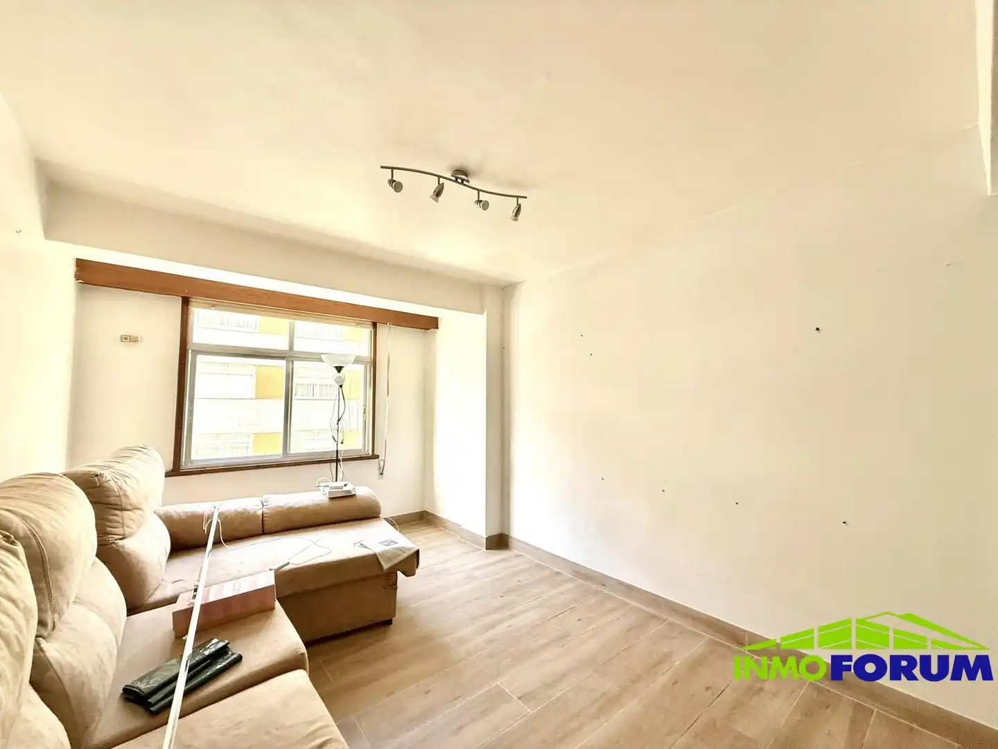 Sala d'estar de Pis en venda en A Coruña Capital 