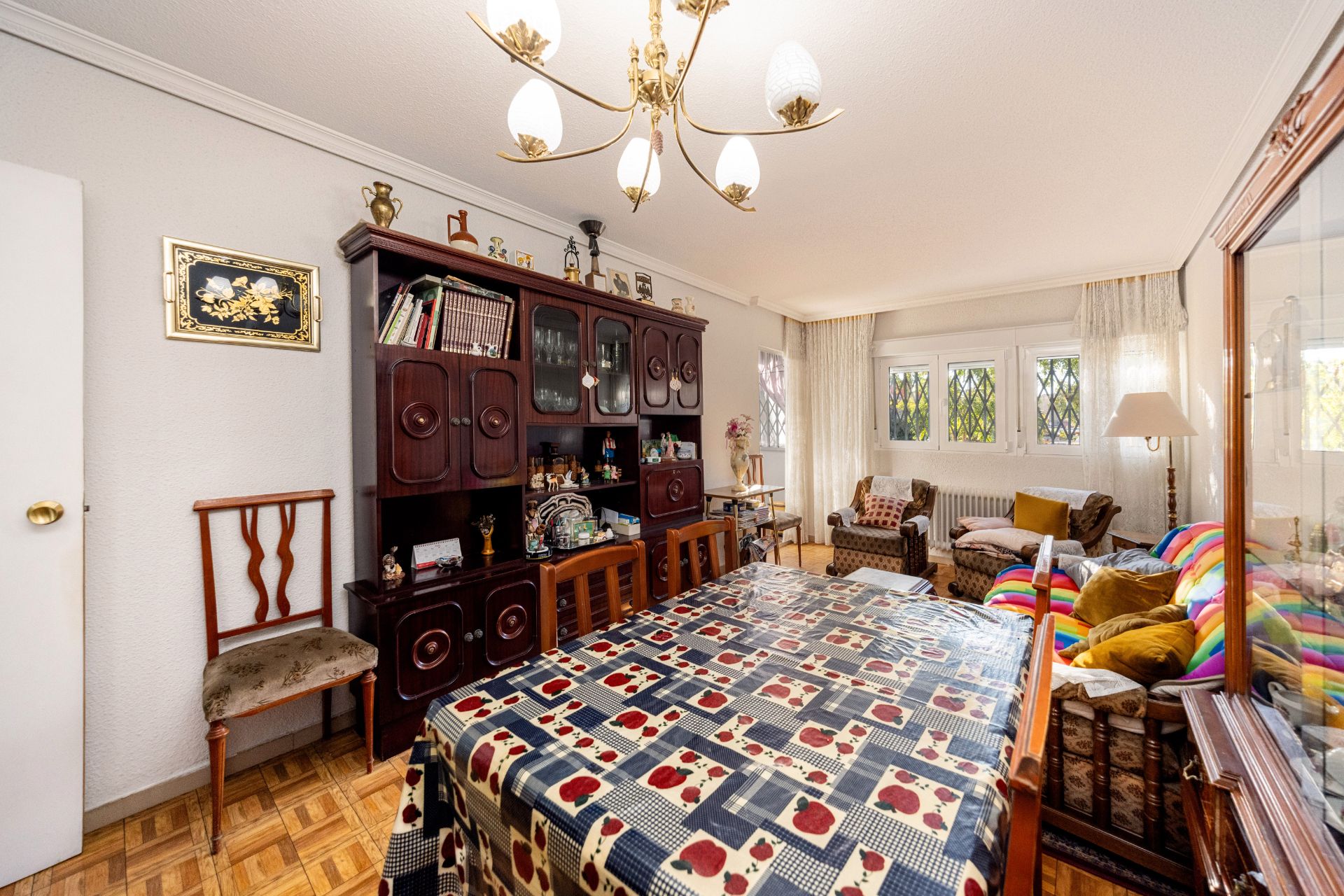 Dining room of Flat for sale in  Madrid Capital  with Heating, Terrace and Furnished