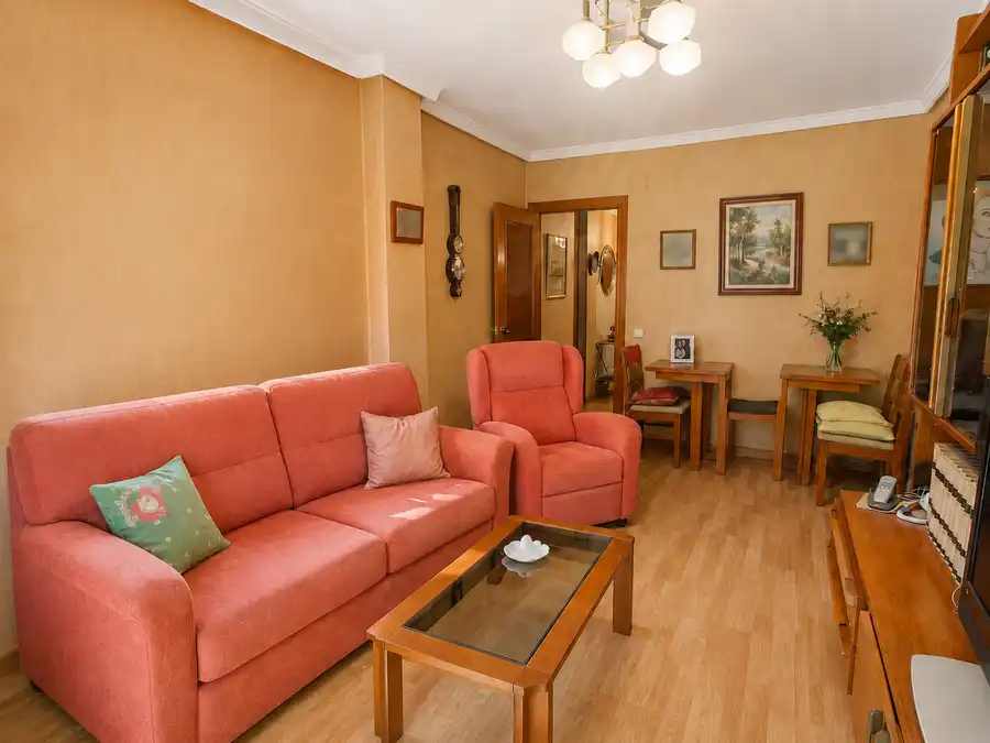 Flat with lift for sale in Polvoranca, imagen 2