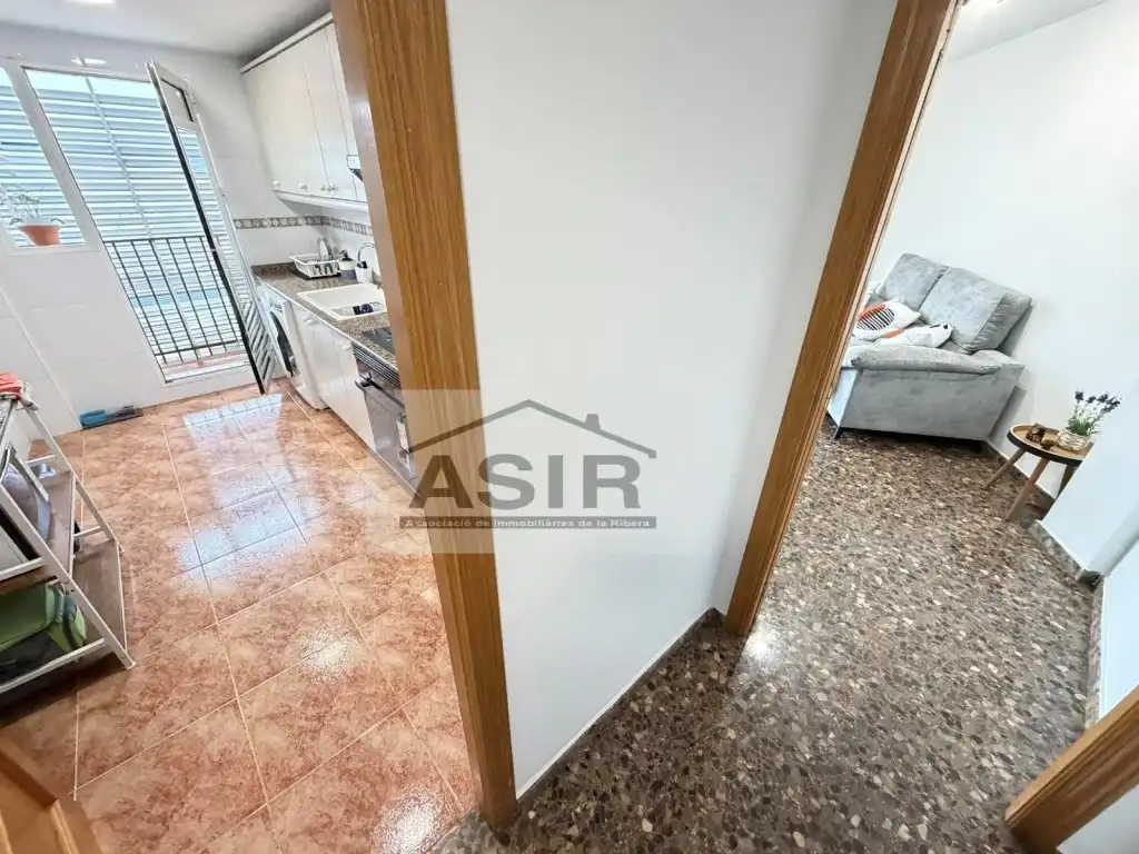Flat with terrace for sale in Calle Clara Campoamor, imagen 9