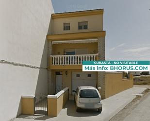 Exterior view of House or chalet for sale in Linyola  with Swimming Pool