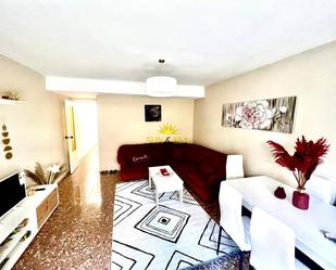 Sala d'estar de Apartament de lloguer en Alicante / Alacant amb Calefacció, Terrassa i Rentadora