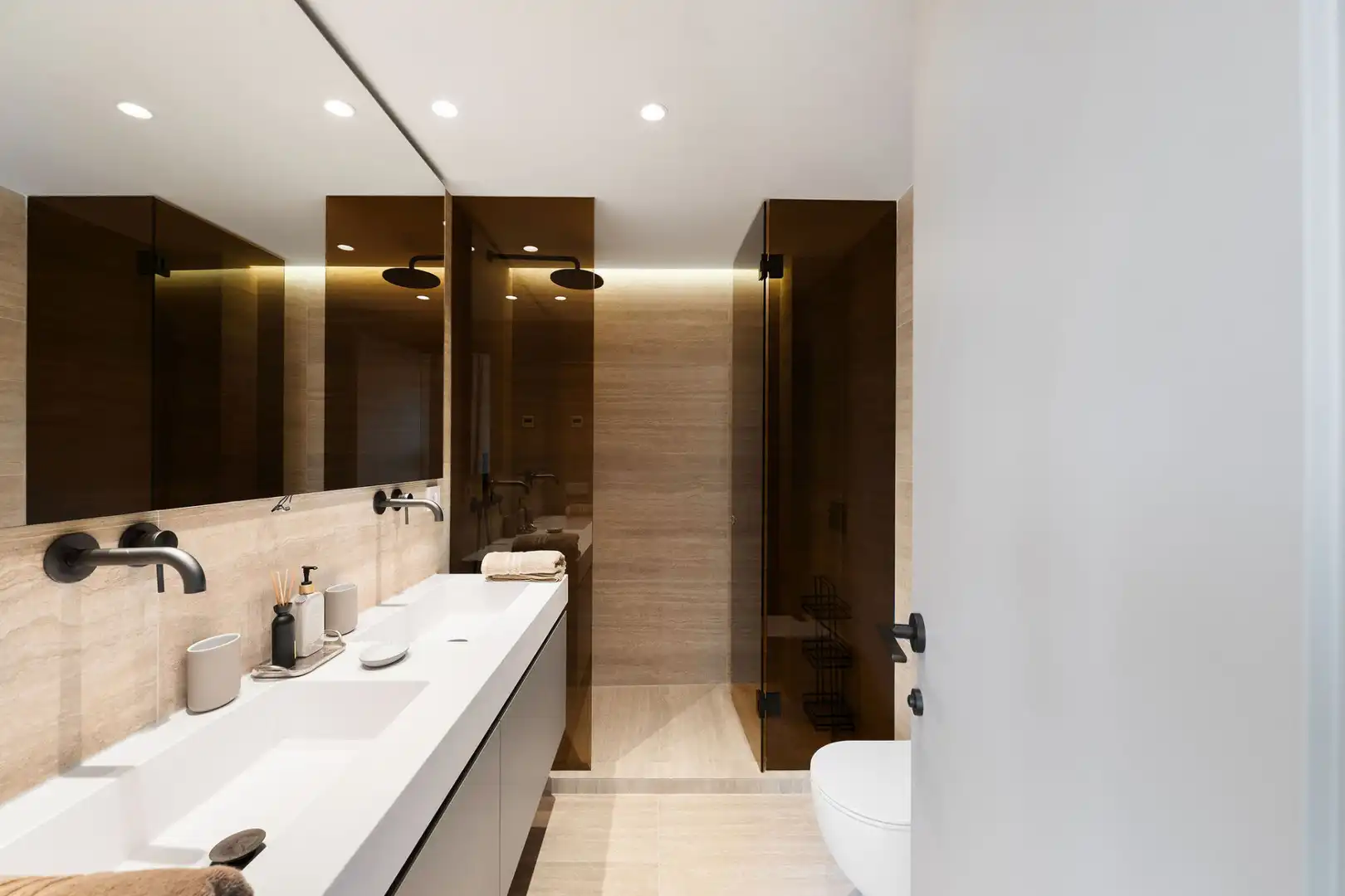 Baño de Apartamento en venta en Marbella con Aire acondicionado, Terraza y Piscina