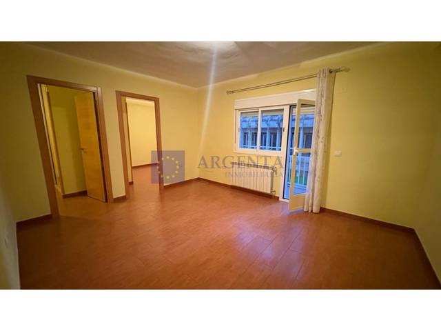 Piso en Alquiler en Casco Antiguo