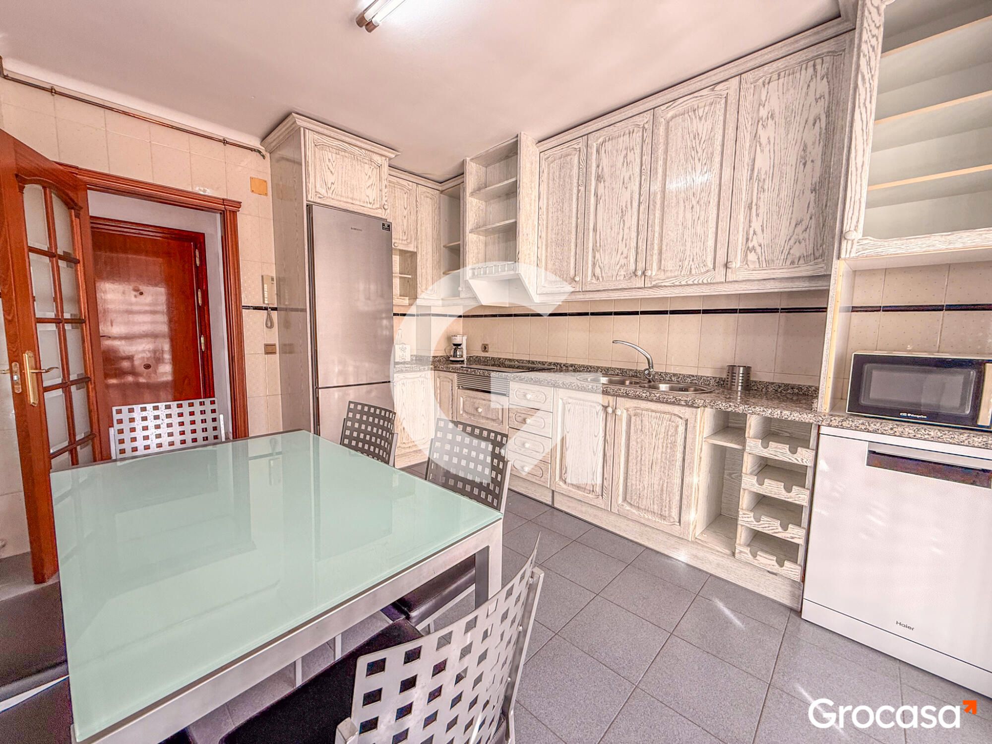 Kitchen of Flat for sale in Málaga Capital  with Air Conditioner, Oven and Washing machine