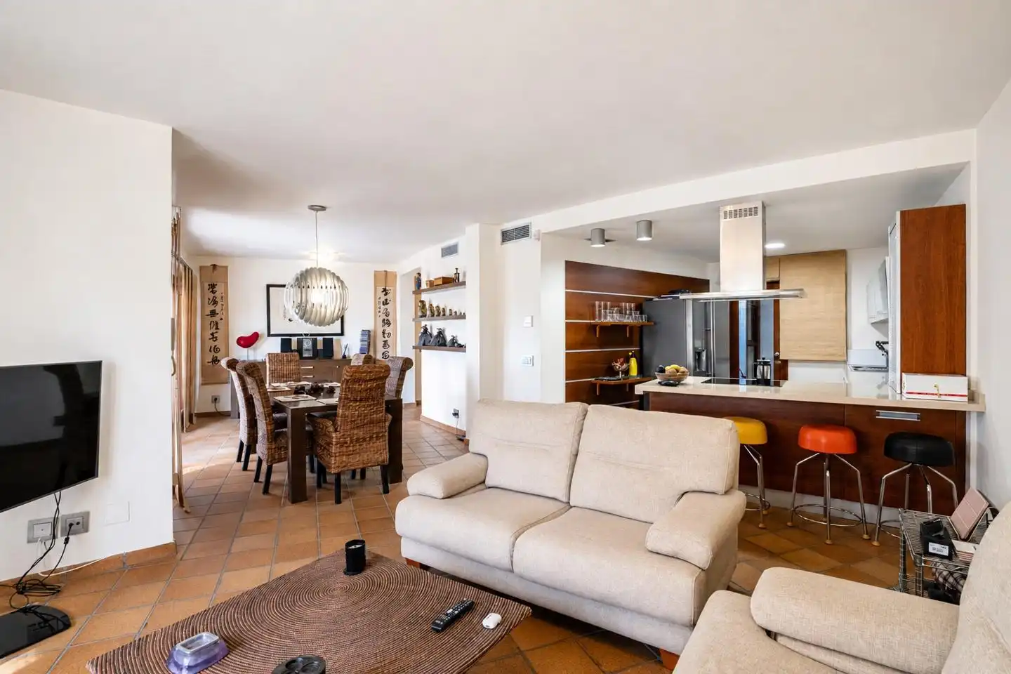 Sala d'estar de Casa o xalet en venda en Santa Pola amb Aire condicionat, Jardí privat i Terrassa