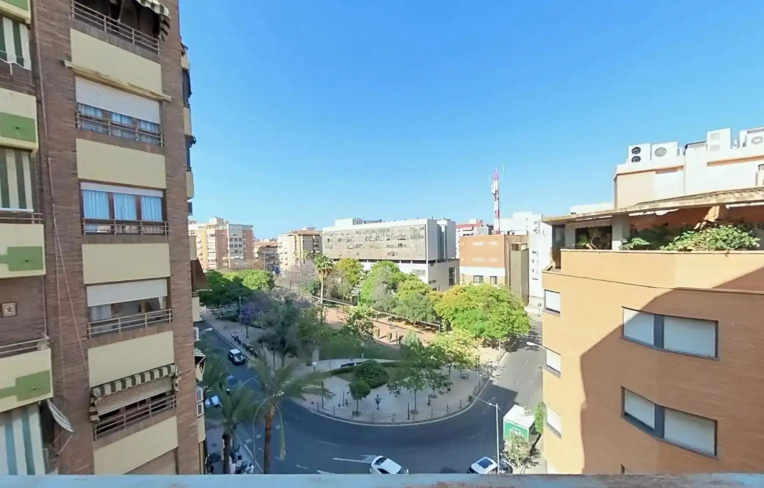 Appartamento con terrazza in vendita a Calle INGENIERO SANCHIZ PUJALTE 19
