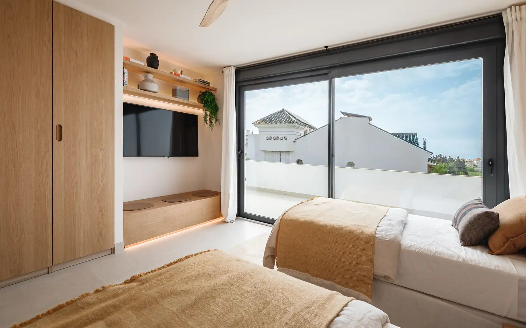 Habitación de Casa o chalet en venta en Marbella con Aire acondicionado, Jardín privado y Terraza