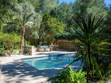 House with balcony for sale in Betlem