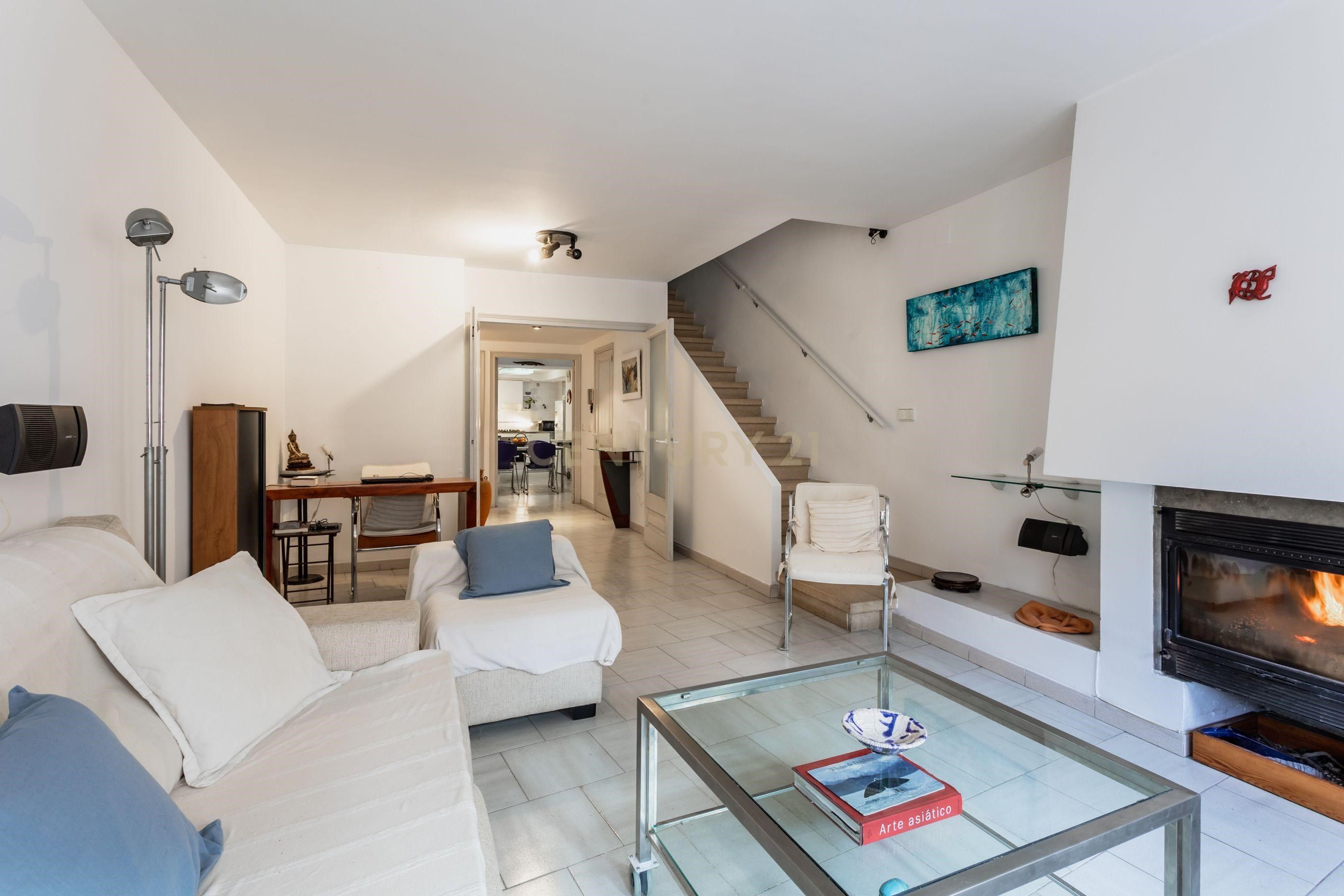 Sala d'estar de Casa o xalet en venda en Palafrugell amb Terrassa