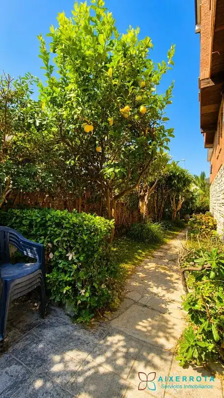 Jardín de Dúplex en venta en Getxo  con Calefacción, Jardín privado y Terraza