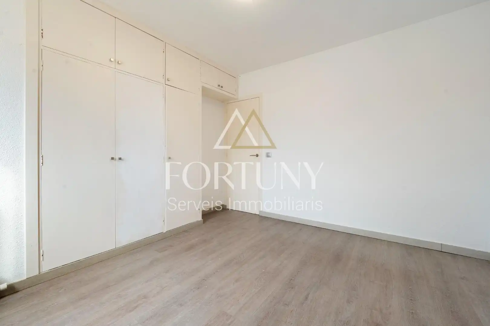 Habitación de Piso en venta en Reus con Balcón