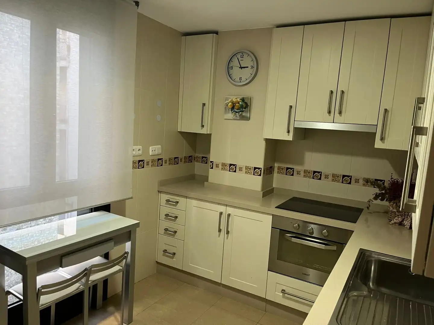 Küche von Wohnung zur Miete in Córdoba mit Klimaanlage, Heizung und Ofen