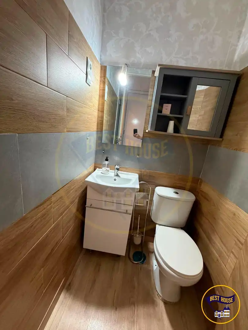 Baño de Piso en venta en Cuenca con Calefacción, Amueblado y Balcón