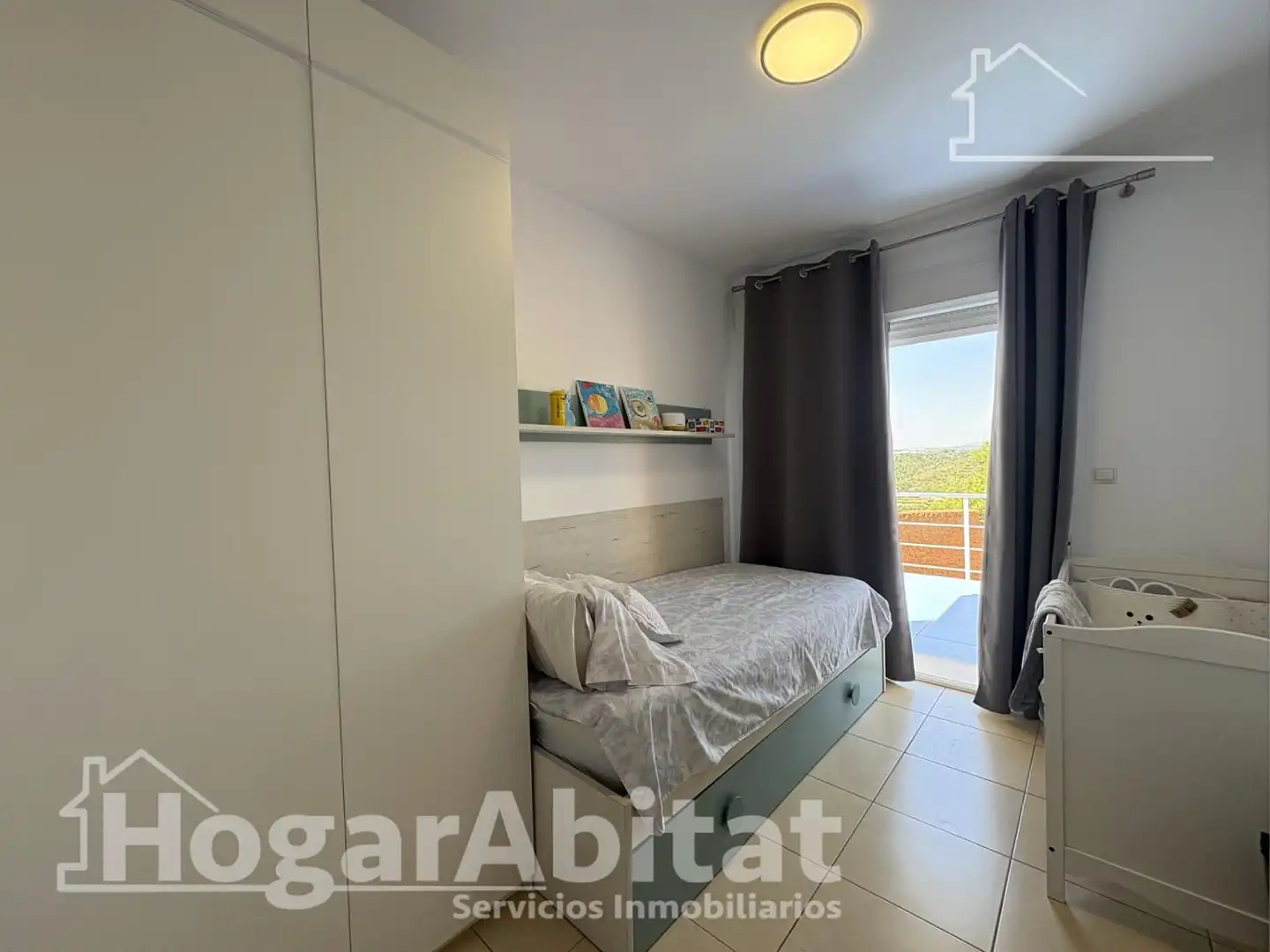 Habitación de Casa o chalet en venta en Almiserà con Aire acondicionado, Calefacción y Terraza
