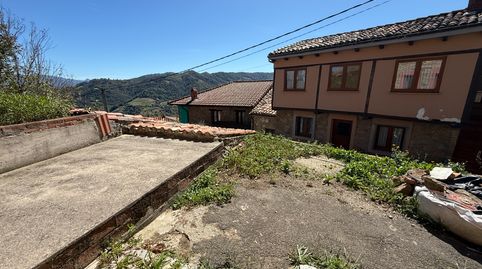 Casa con cuadra y terreno en El Carbayu, Langreo, Bild 3