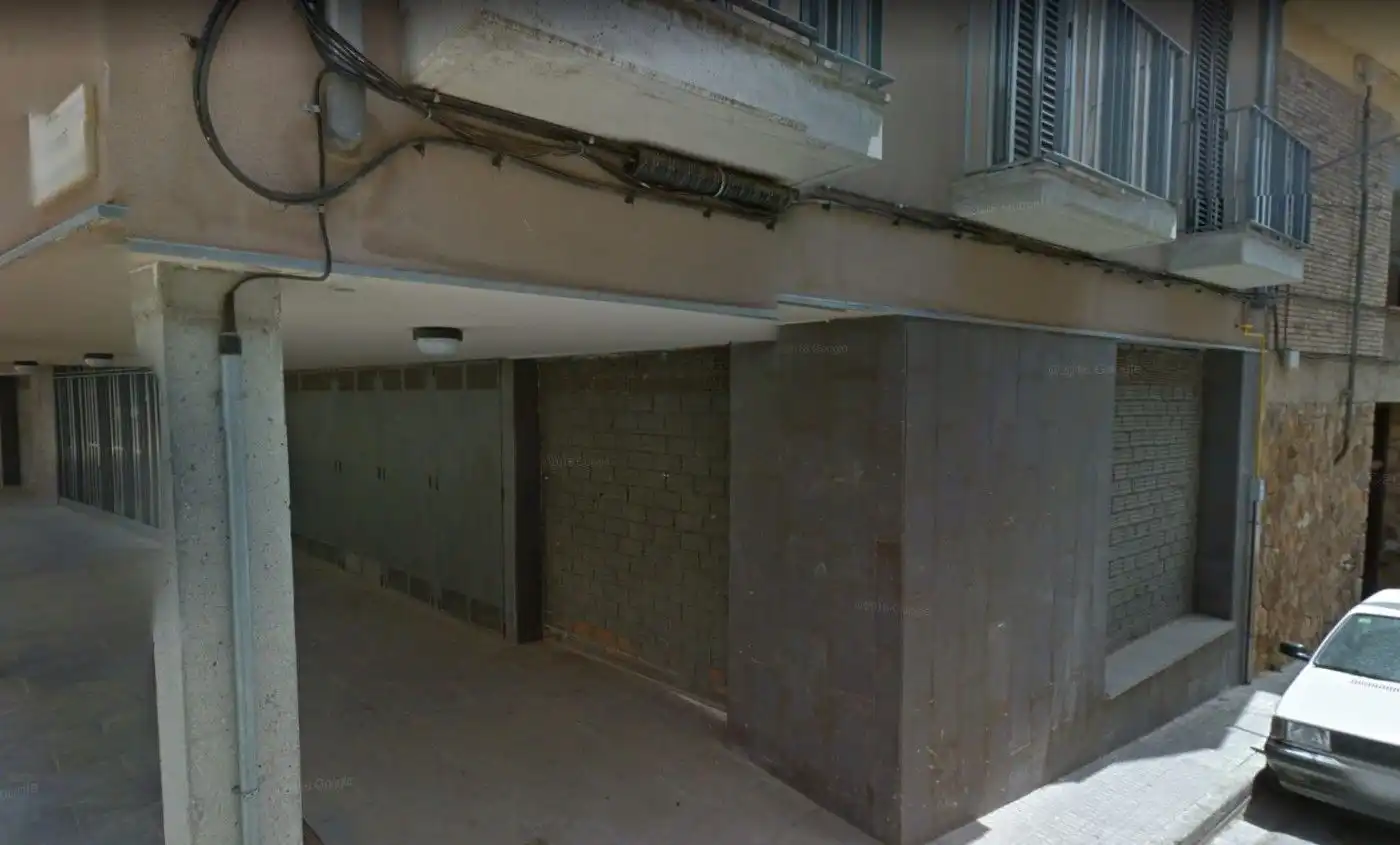Local comercial en venta en Carrer Sant Benet 23, imagen 2