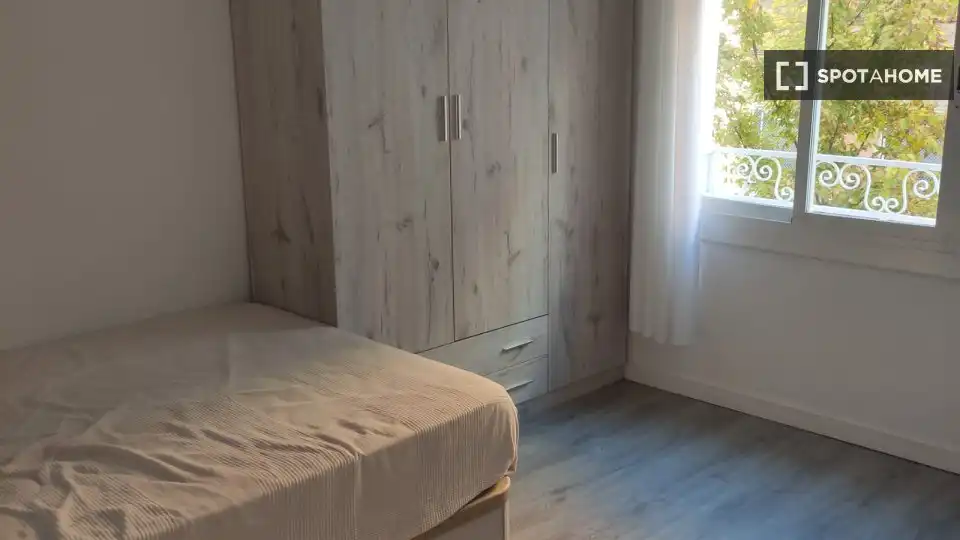 Room in Pubilla Cases