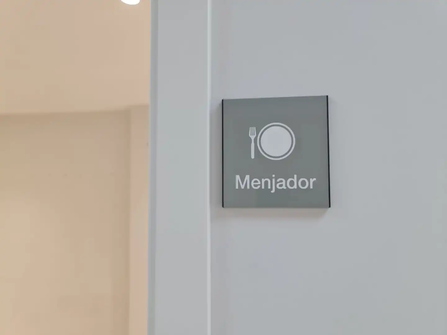 Local comercial de lloguer a jacint verdaguer 32, imagen 43