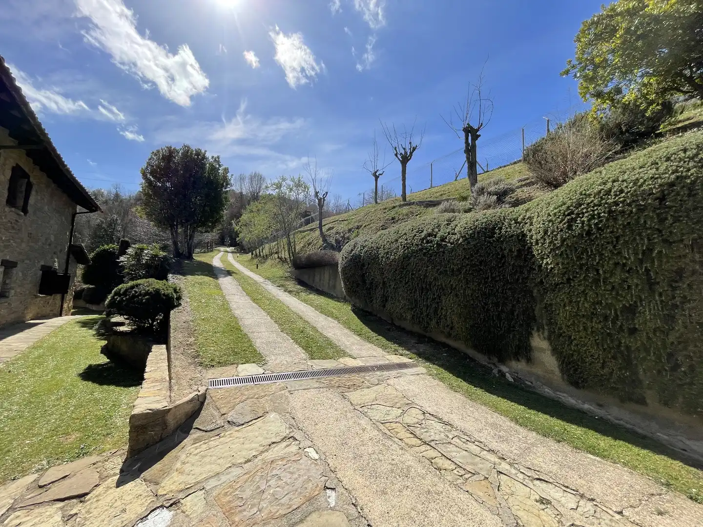 Casa rústica con terraza en venta en Sant Joan Les Fonts, imagen 25
