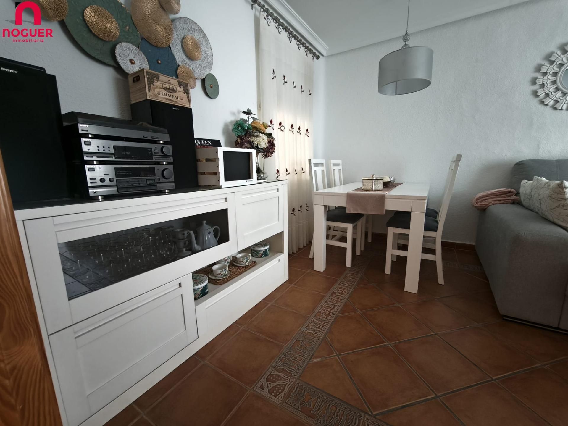 Comedor de Casa adosada en venta en  Córdoba Capital con Aire acondicionado, Calefacción y Trastero